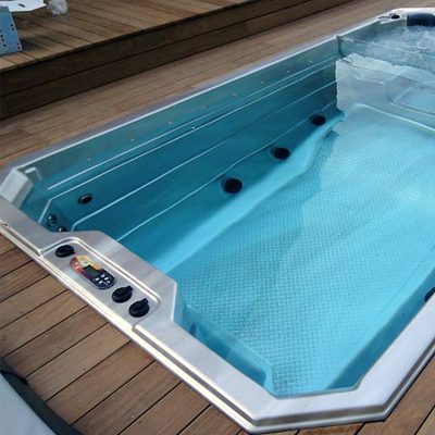 Spa para nadar 4 plazas SUNBELT Swimspa QX4